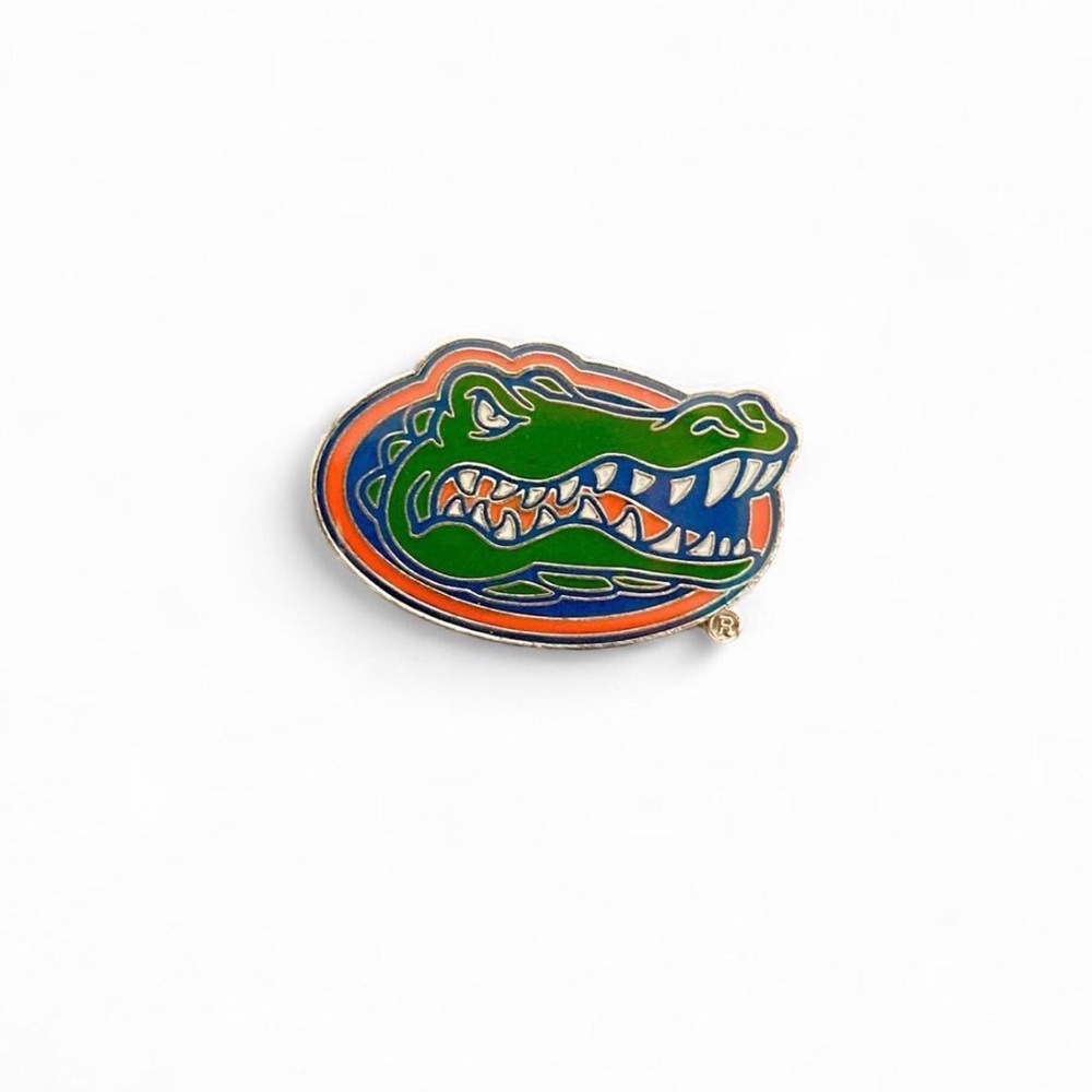 Gator Logo Enamel Pin